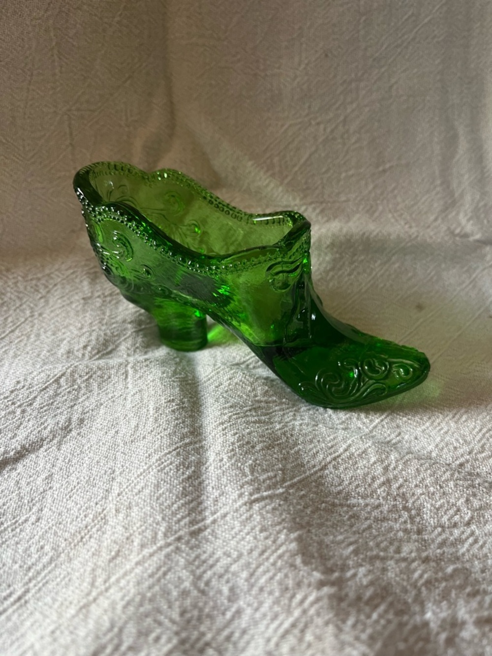 Mosser Green Glass Decorative Shoe Figurine - Elegant Accent Vintage